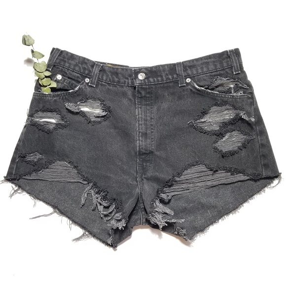 Vtg Levi's 560 Orange Tab Distressed Jean Shorts - Picture 1 of 8